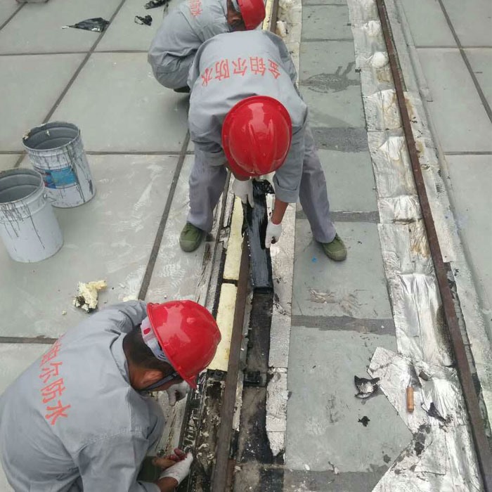 水工閘門天冬聚脲防腐涂裝施工方案